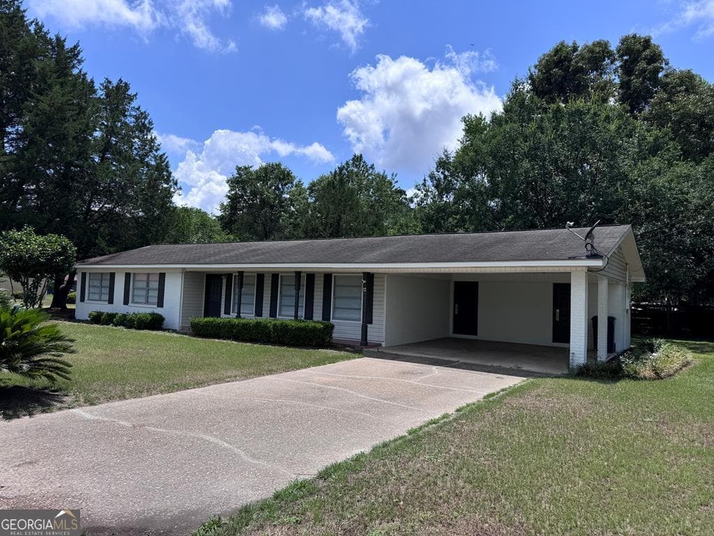 12 Park Avenue, Hazlehurst, GA 31539 — most recent listing photo