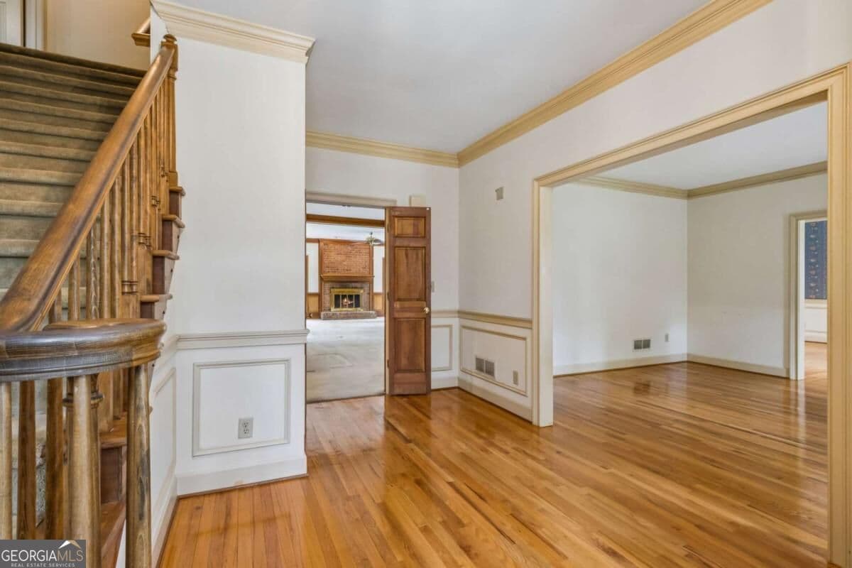 4 bedroom, 5 bathroom, 3,895 sq ft single family residence for sale at 1211 Silverwood Court, Lawrenceville, GA 30043 — photo 9