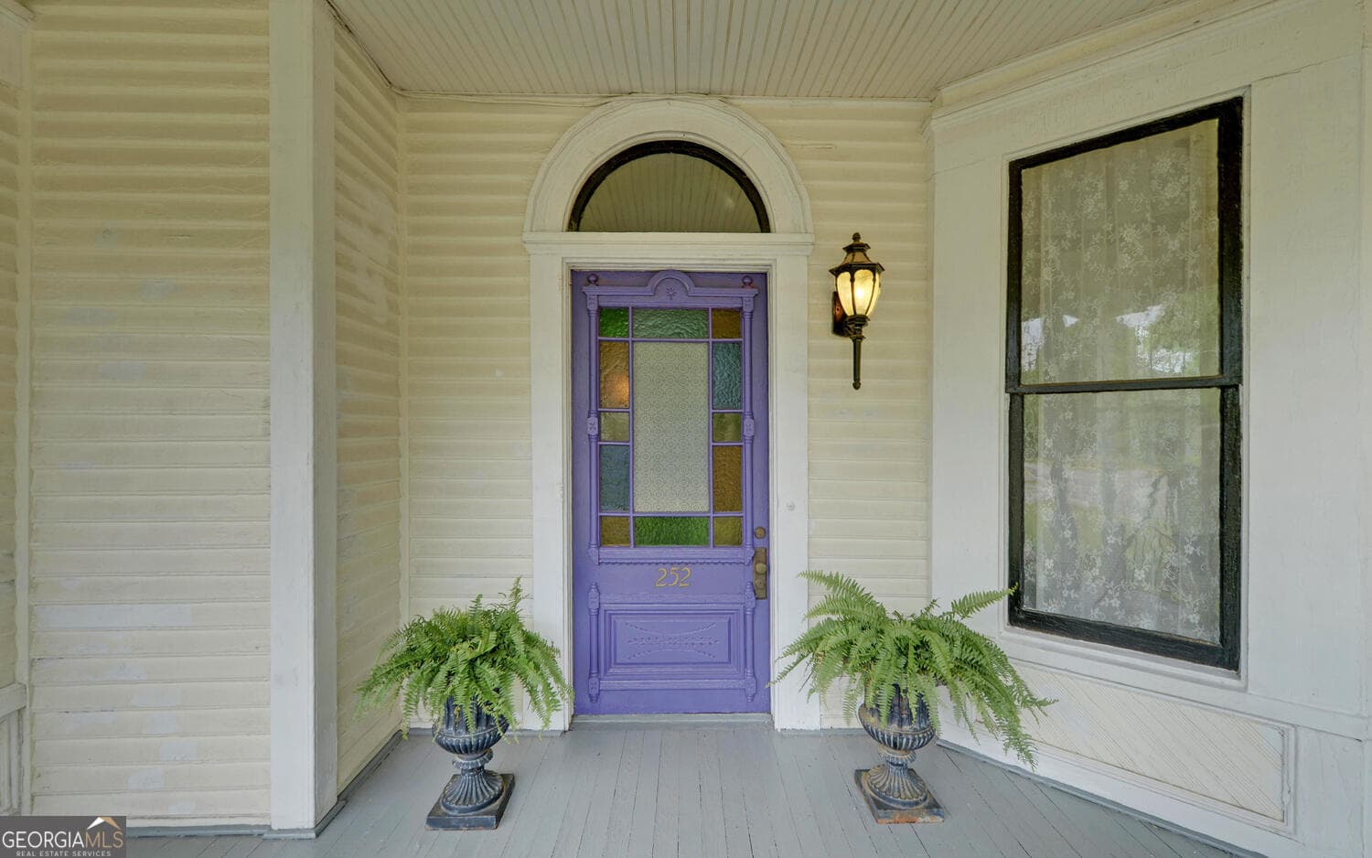 5 bedroom, 3 bathroom, 3,760 sq ft single family residence for sale at 252 Benson Street, Hartwell, GA 30643 — photo 3
