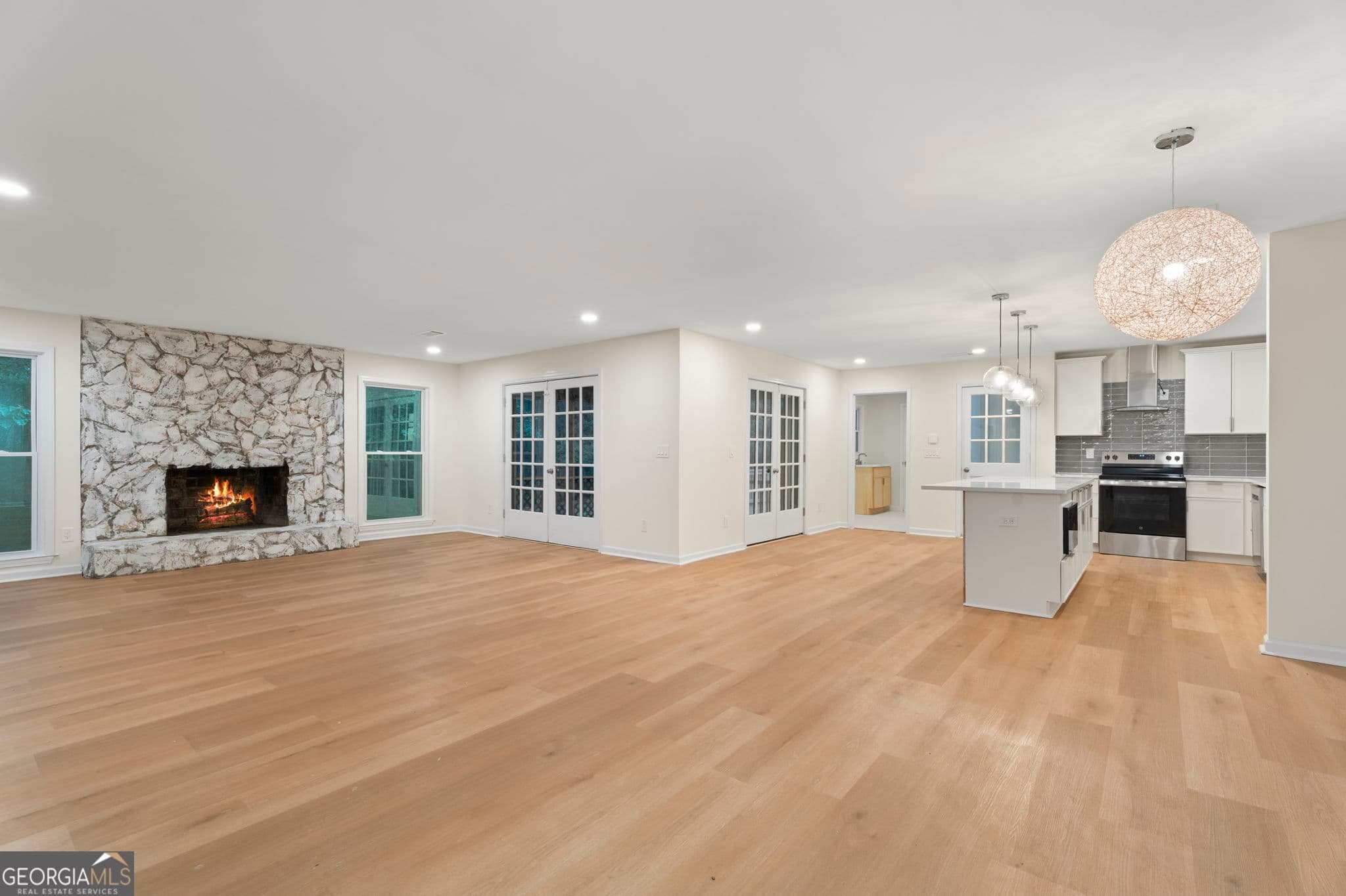 4 bedroom, 3.5 bathroom, 3,216 sq ft single family residence for sale at 50 Wynfield Drive, Stockbridge, GA 30281 — photo 5