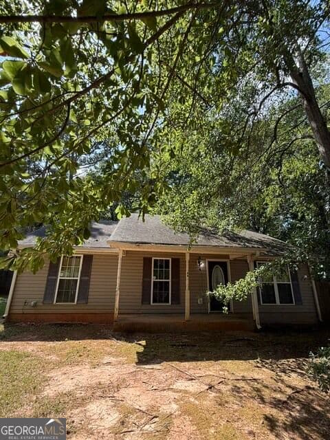 3 bedroom, 2 bathroom, 1,353 sq ft single family residence under contract at 66 Opal Street, Luthersville, GA 30251 — photo 4