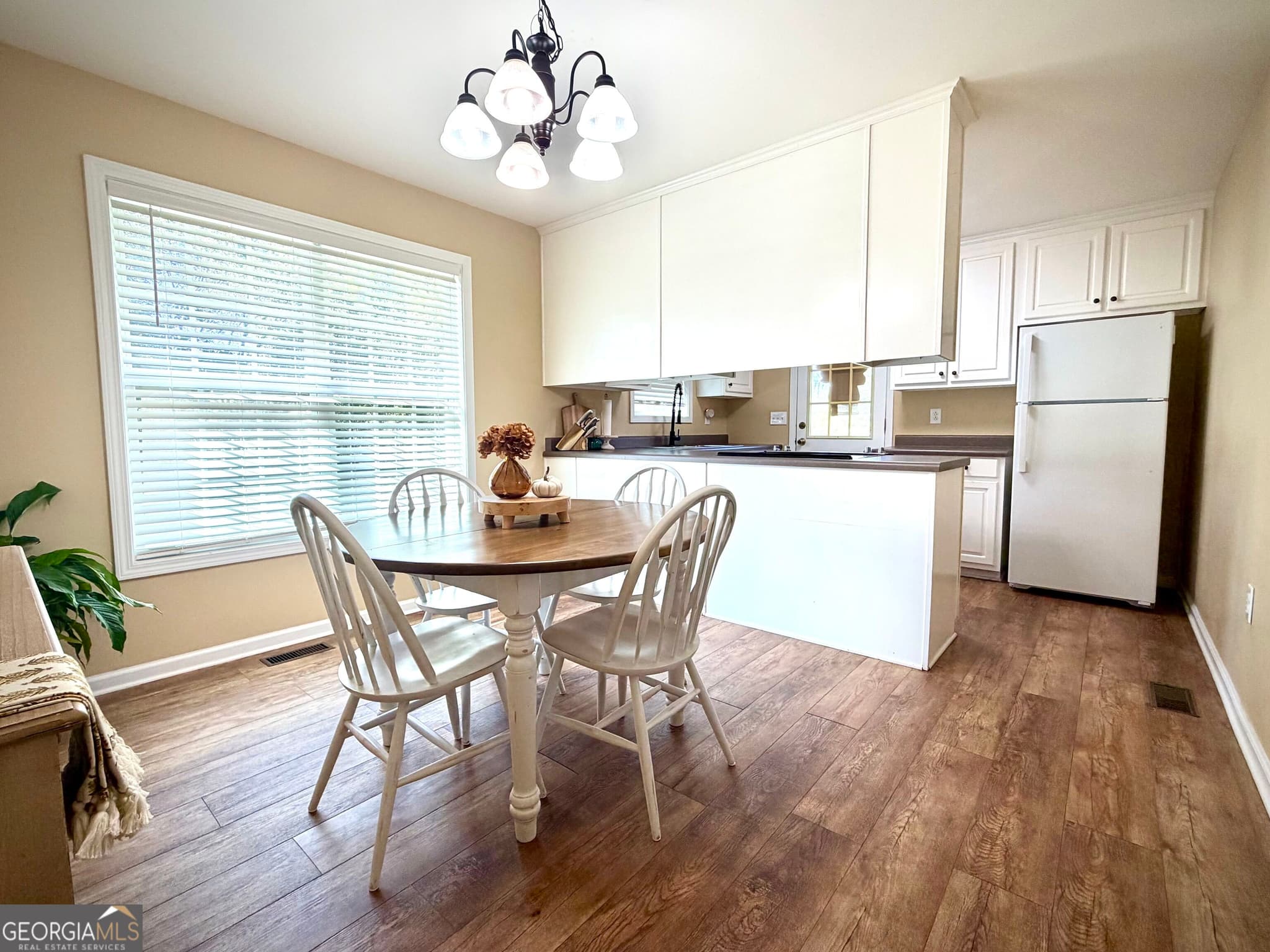 3 bedroom, 2 bathroom, 1,146 sq ft single family residence for sale at 224 North Avenue, Adrian, GA 31002 — photo 7