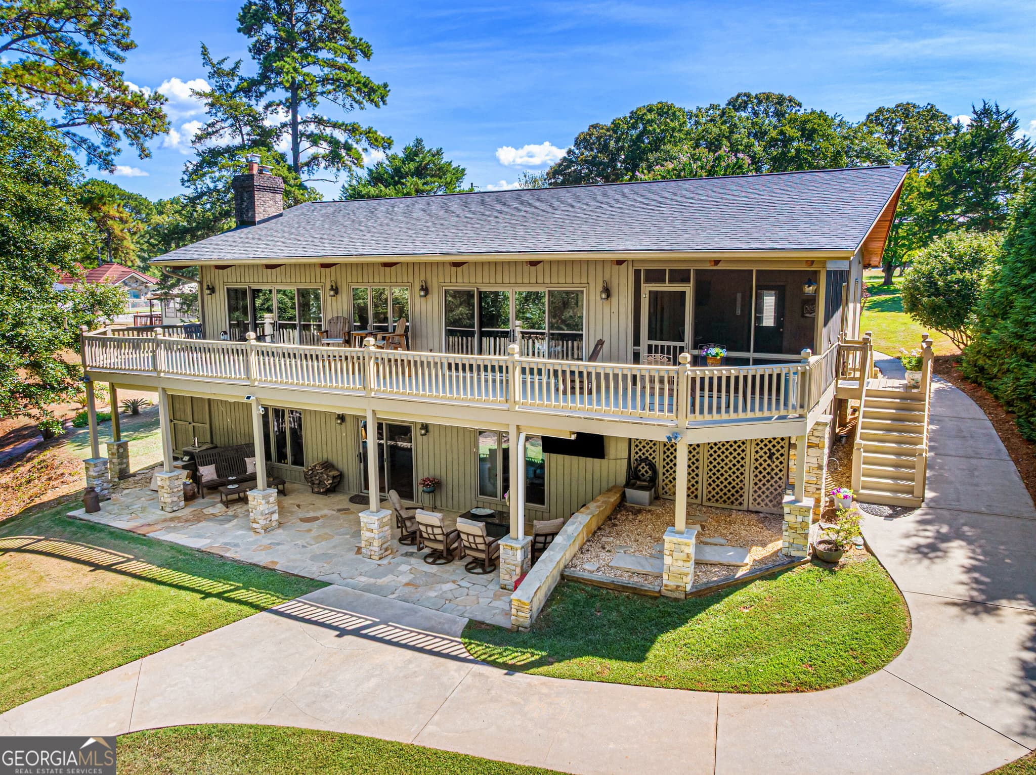 3 bedroom, 2.5 bathroom, 3,060 sq ft single family residence for sale at 32 Songbird Lane, Hartwell, GA 30643 — photo 4
