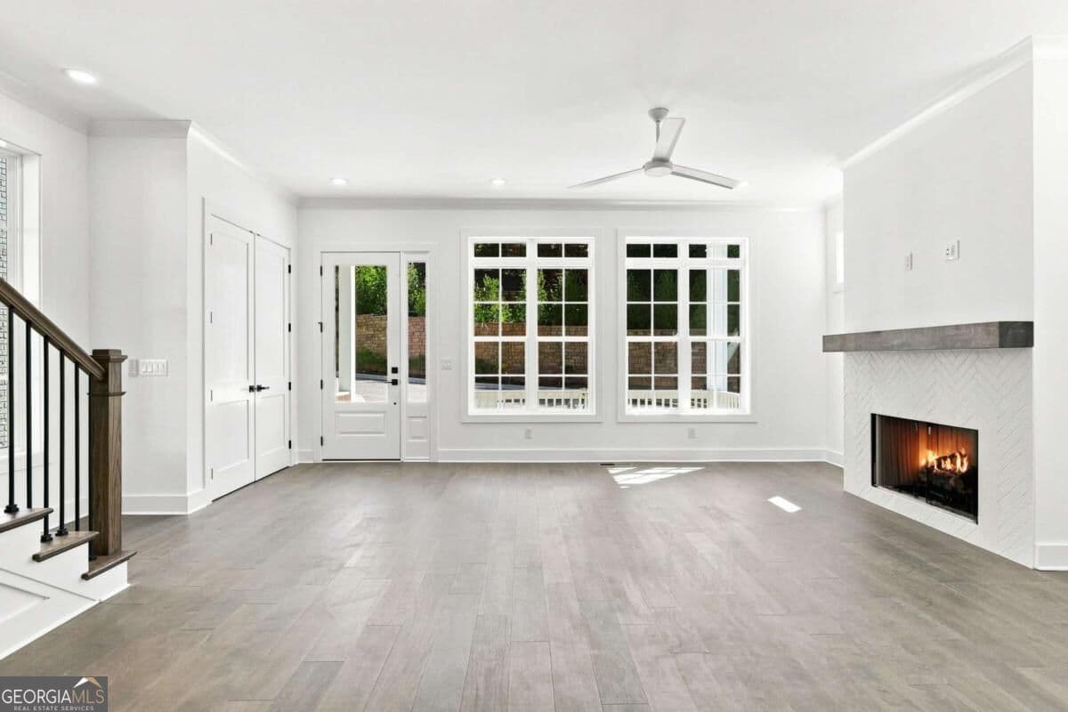 3 bedroom, 4.5 bathroom single family residence for sale at 3050 Kara Court, Roswell, GA 30076 — photo 6