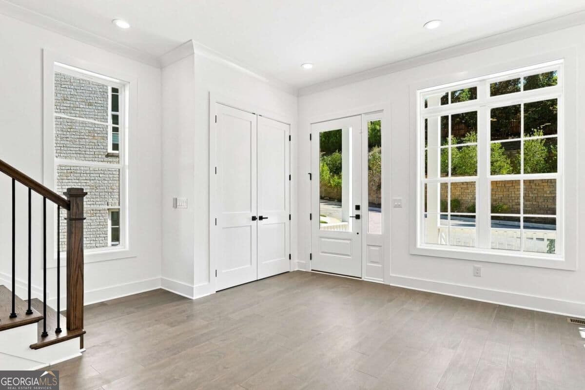 3 bedroom, 4.5 bathroom single family residence for sale at 3050 Kara Court, Roswell, GA 30076 — photo 4