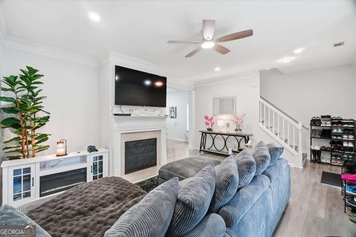 3 bedroom, 3.5 bathroom, 1,740 sq ft townhouse for sale at 4948 Oak Meadow Lane, Oakwood, GA 30566 — photo 7