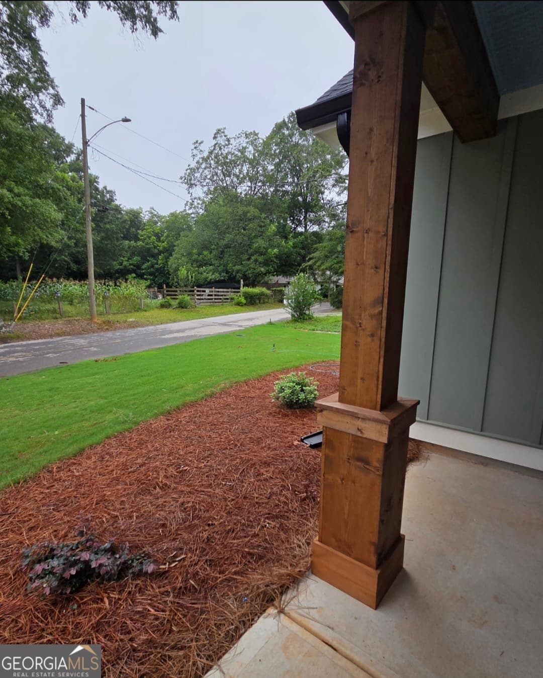 3 bedroom, 2 bathroom, 1,500 sq ft single family residence for sale at 513 Harris Street, Monroe, GA 30655 — photo 7