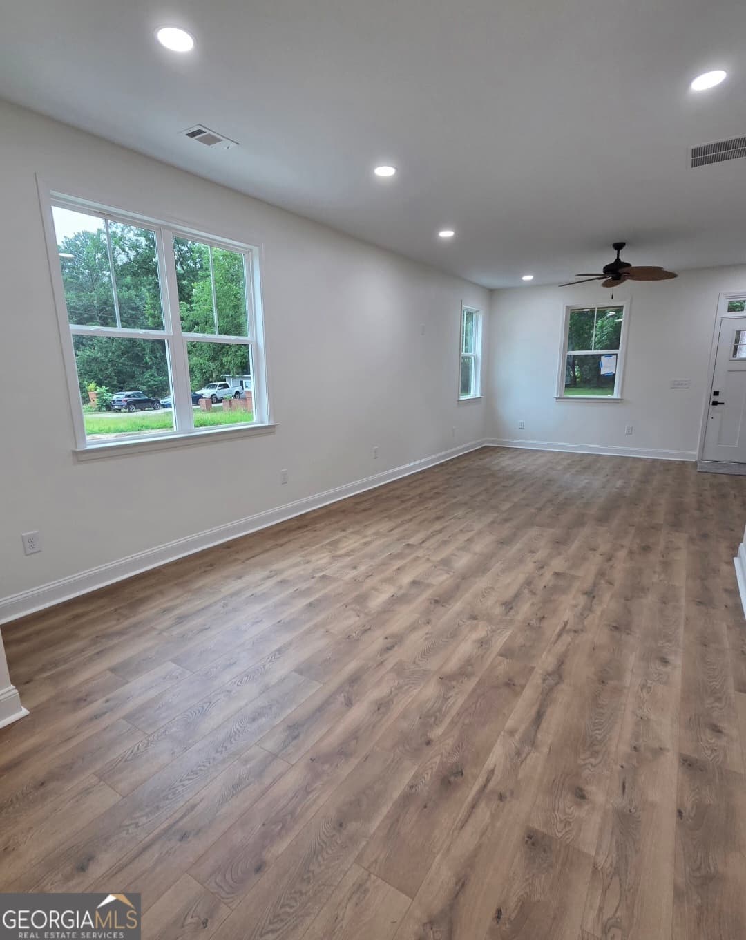 3 bedroom, 2 bathroom, 1,500 sq ft single family residence for sale at 513 Harris Street, Monroe, GA 30655 — photo 9