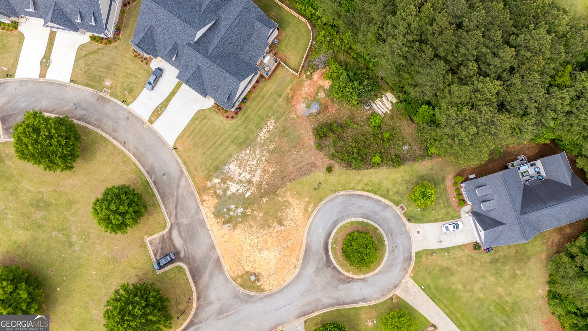 residential lot for sale at 426 Cliffstone Court, Macon, GA 31220 — photo 2