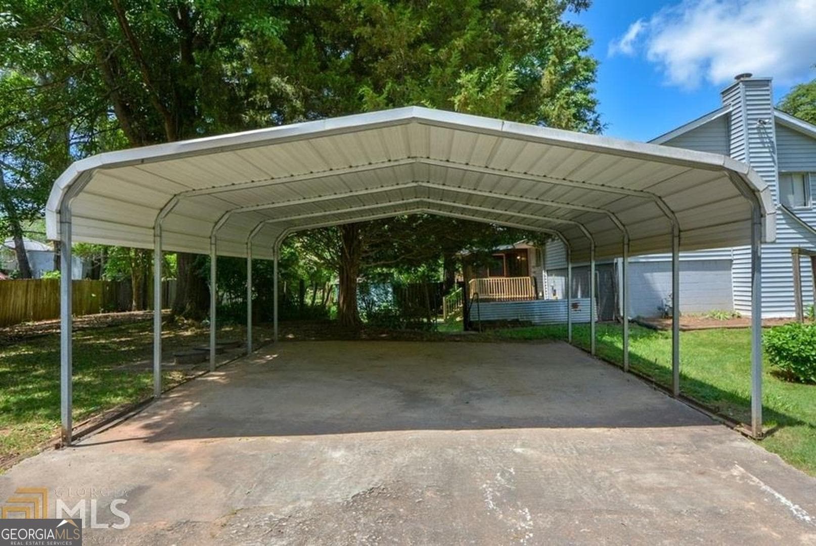 3 bedroom, 1 bathroom, 1,975 sq ft single family residence for sale at 110 Flint River Road, Jonesboro, GA 30238 — photo 3