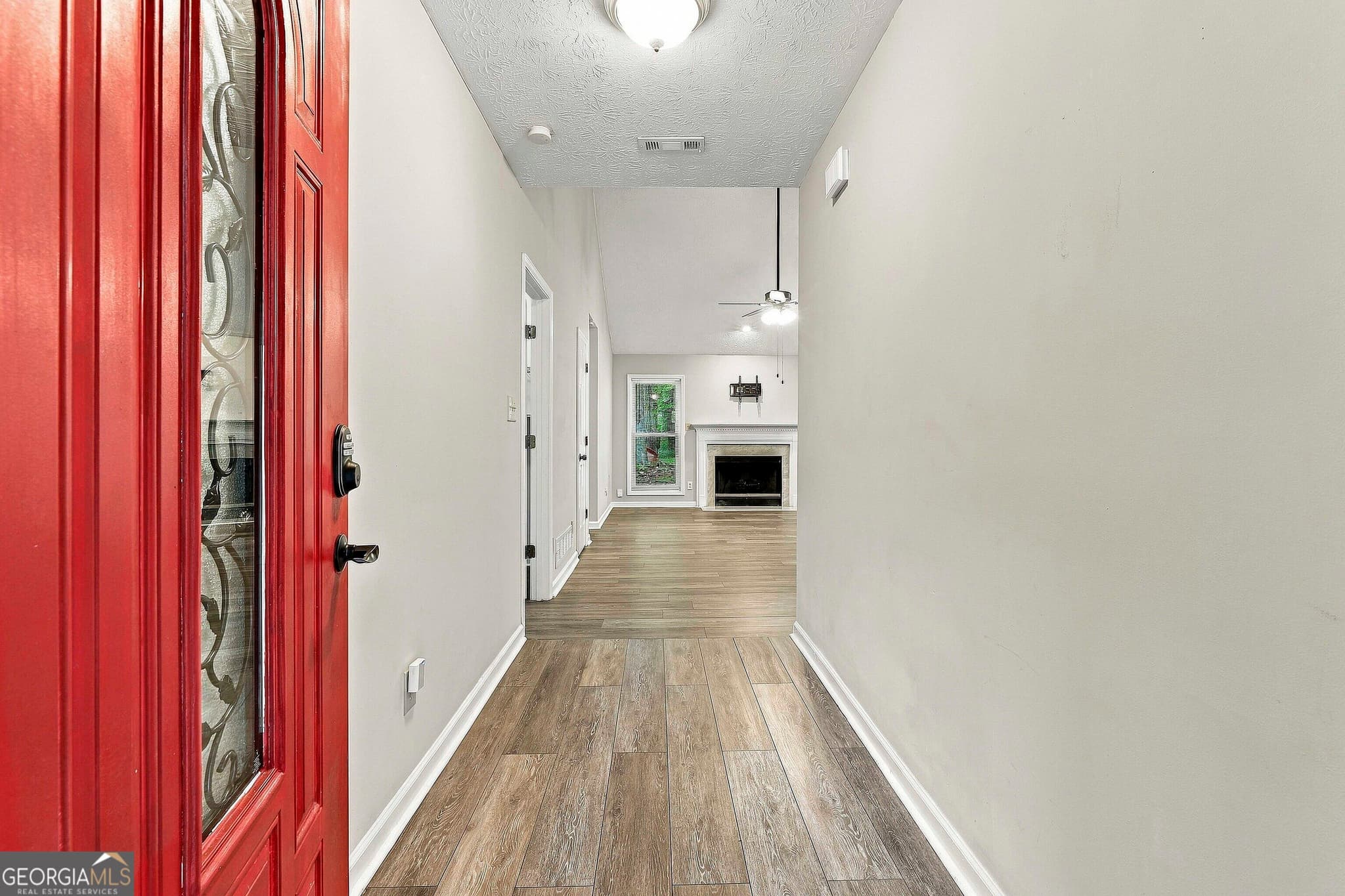 3 bedroom, 2 bathroom, 1,425 sq ft single family residence for sale at 806 Bedford Park, Peachtree City, GA 30269 — photo 5