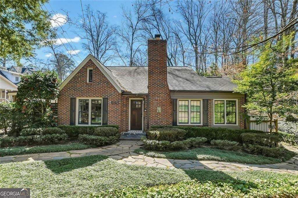2 bedroom, 3 bathroom, 3,770 sq ft single family residence for sale at 663 Amsterdam Avenue, Atlanta, GA 30306 — photo 2