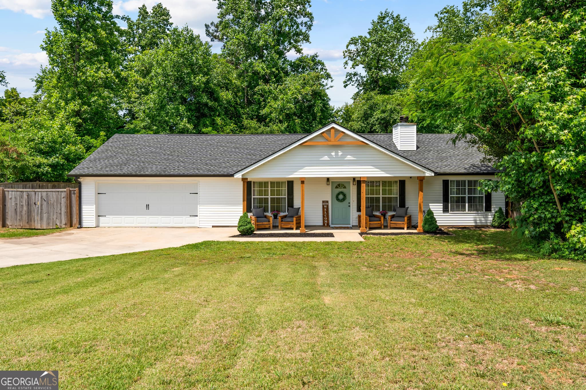 3 bedroom, 2 bathroom, 1,287 sq ft single family residence sold at 9 Bob O Link Drive, Newnan, GA 30263