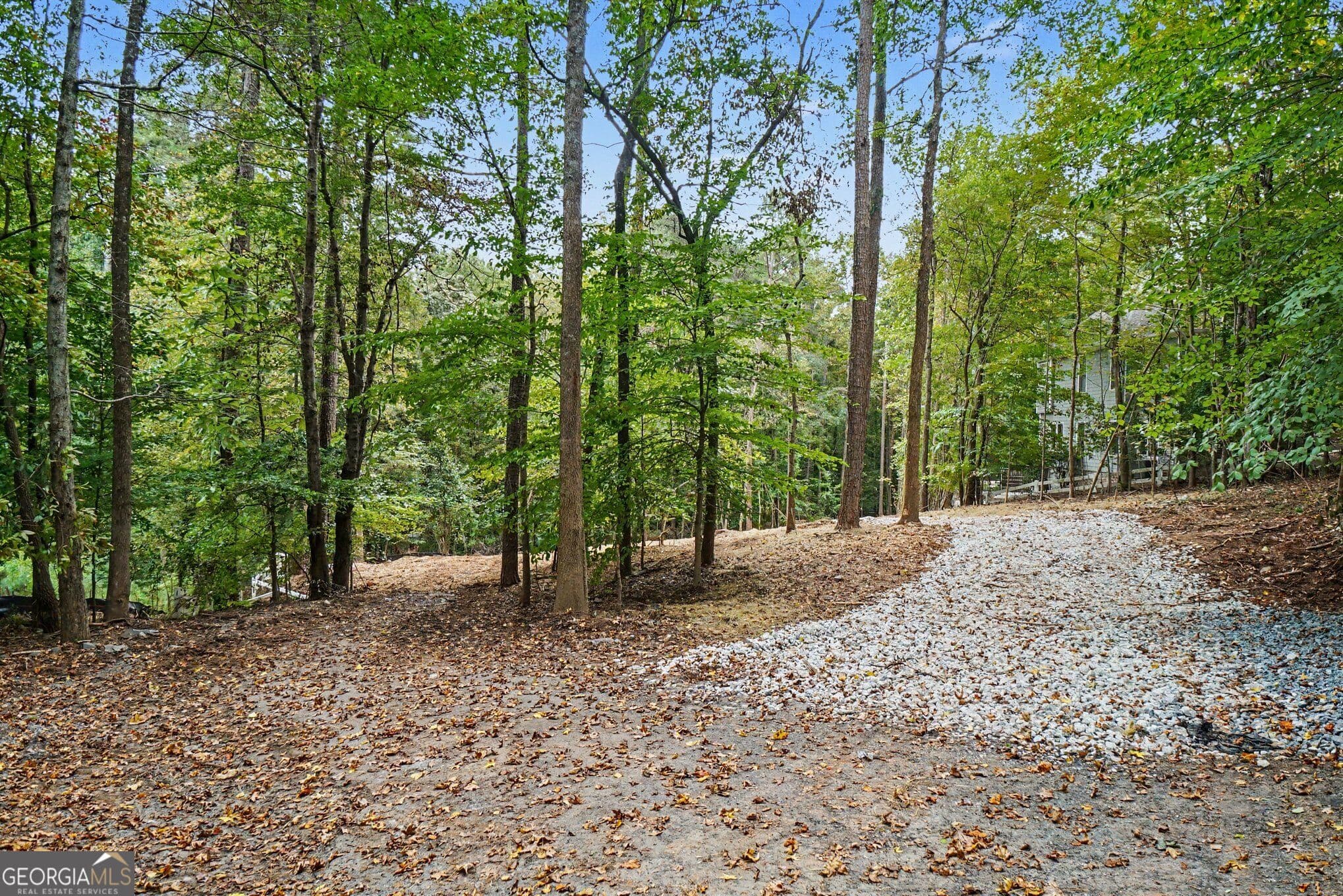6 bedroom, 6.5 bathroom, 5,839 sq ft single family residence for sale at 3836 Wesley Chapel Road, Marietta, GA 30062 — photo 8