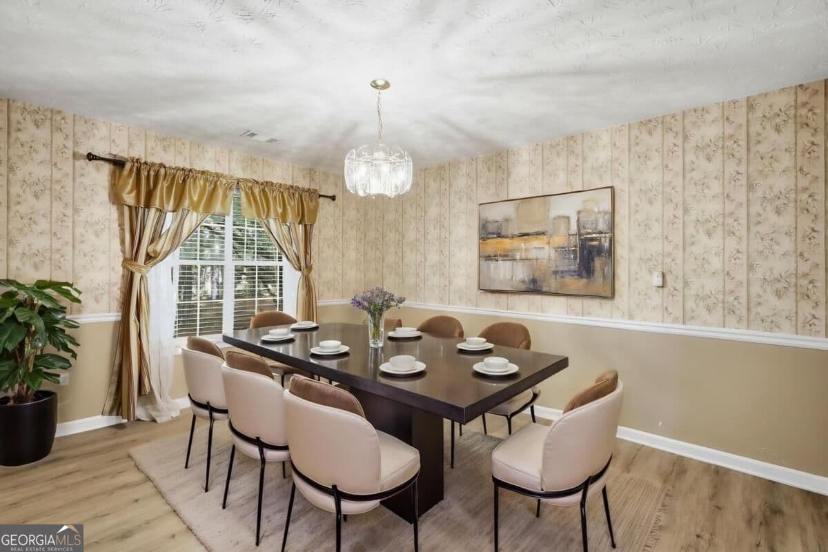 4 bedroom, 2 bathroom, 1,851 sq ft single family residence for sale at 2072 Amberly Crossing Lane, Dacula, GA 30019 — photo 6