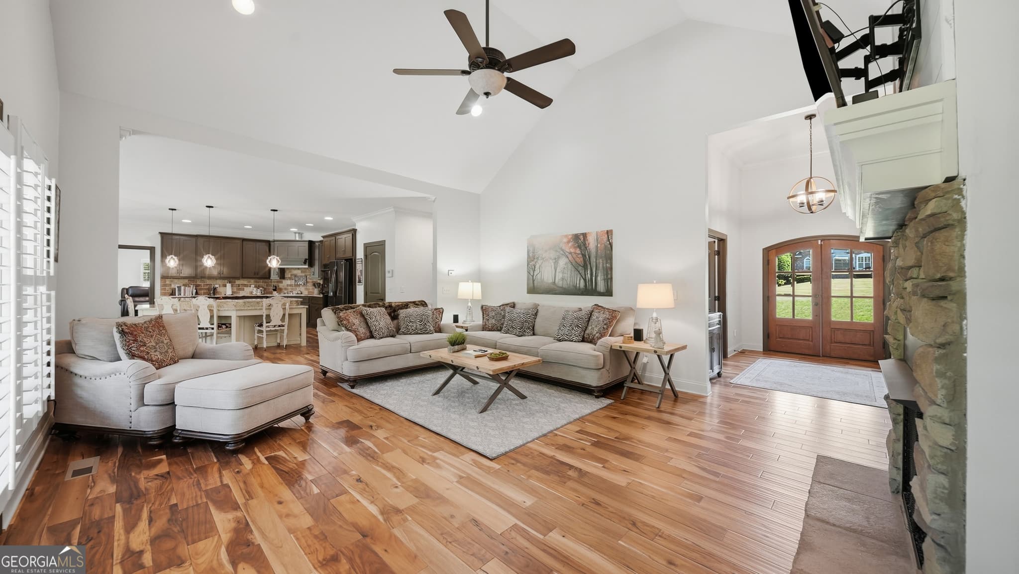 3 bedroom, 2.5 bathroom, 3,170 sq ft single family residence for sale at 1010 Buckingham Way, Rocky Face, GA 30740 — photo 6
