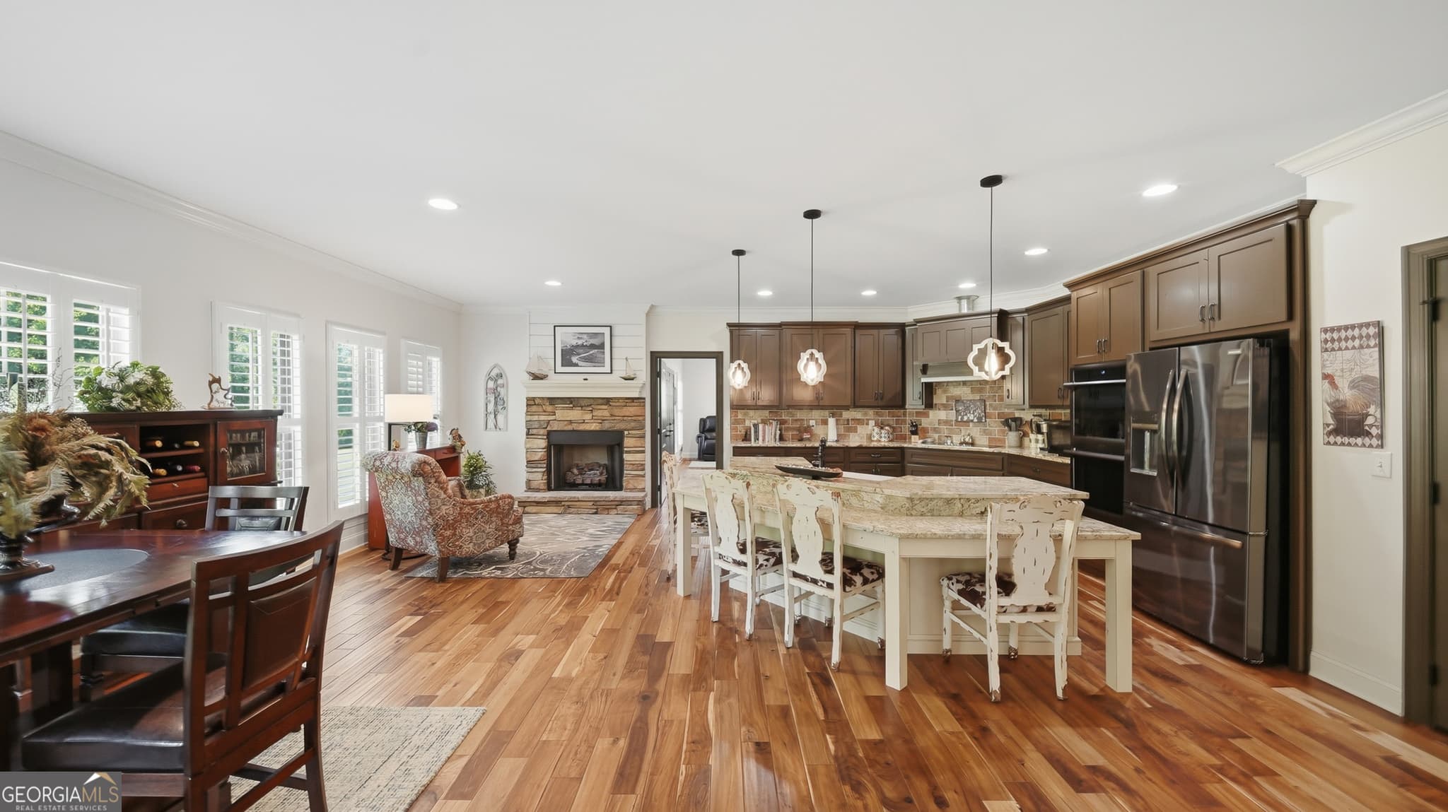 3 bedroom, 2.5 bathroom, 3,170 sq ft single family residence for sale at 1010 Buckingham Way, Rocky Face, GA 30740 — photo 10