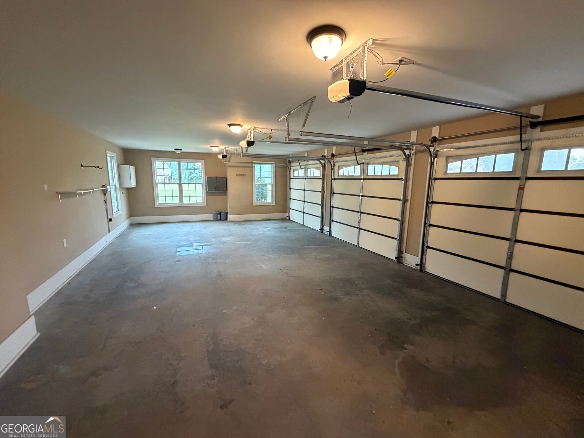 4 bedroom, 3.5 bathroom, 3,196 sq ft single family residence for sale at 7510 Sunridge Lane, Douglasville, GA 30135 — photo 6