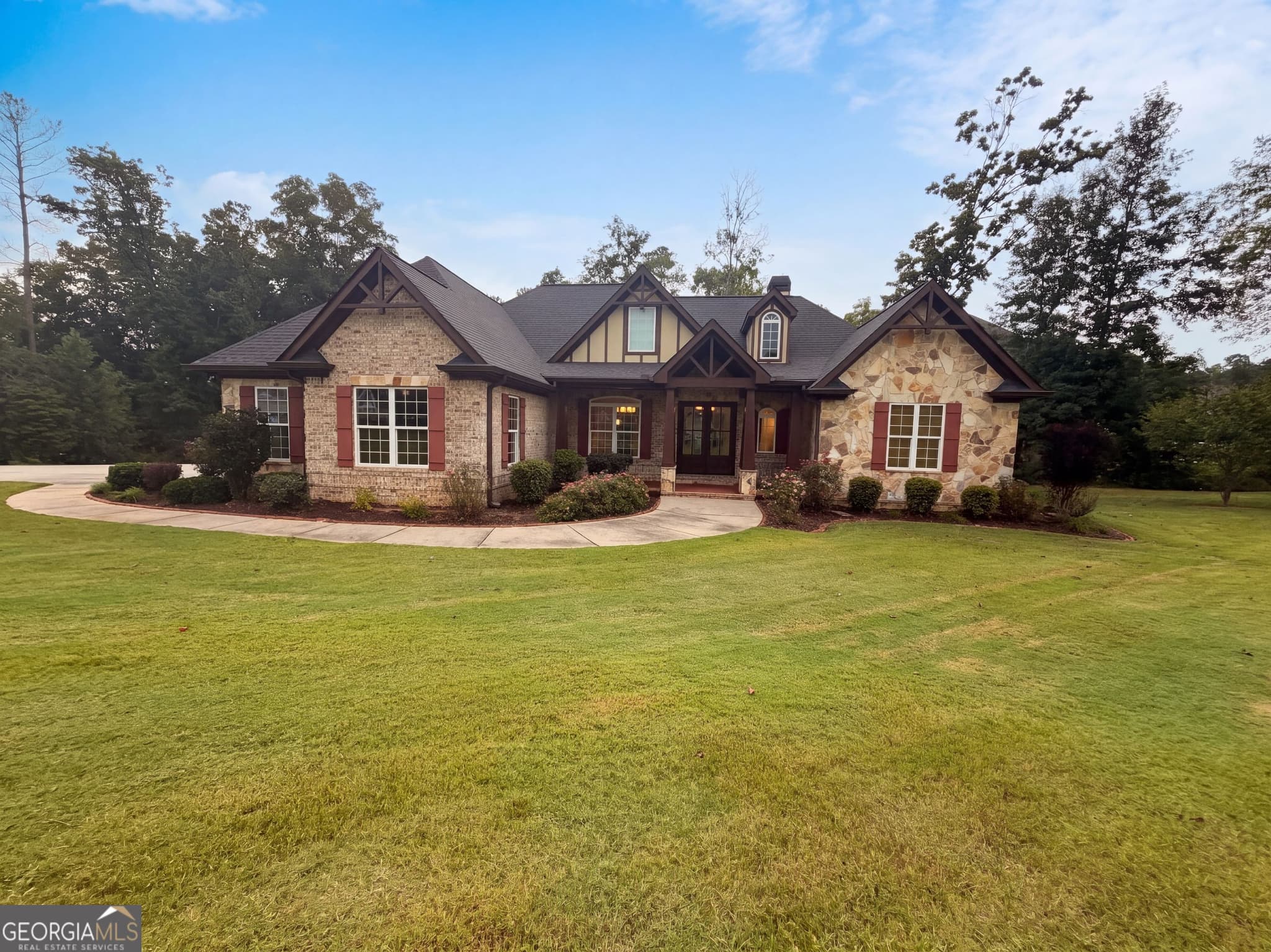 4 bedroom, 3.5 bathroom, 3,196 sq ft single family residence for sale at 7510 Sunridge Lane, Douglasville, GA 30135 — photo 1 of 24