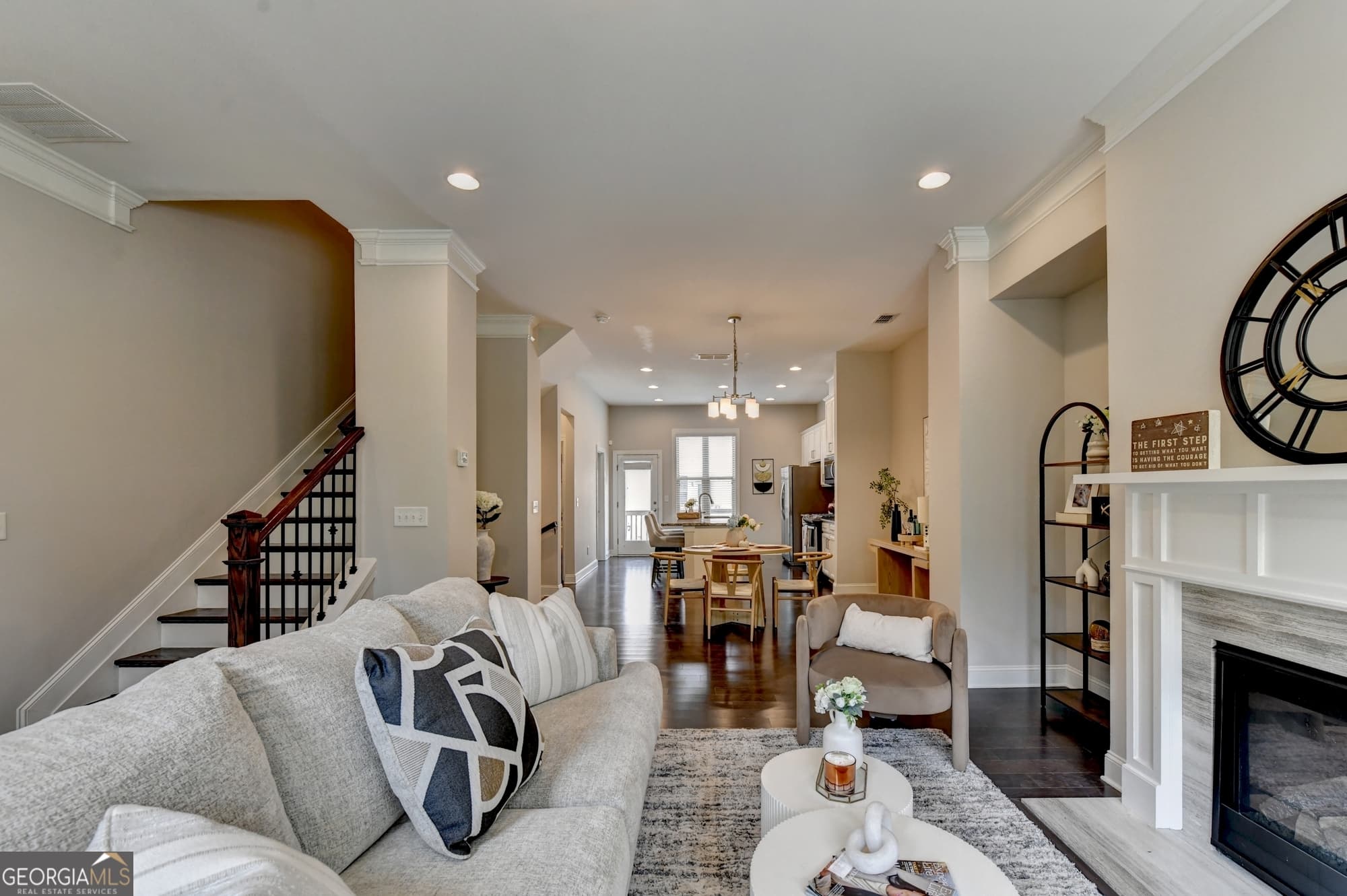 4 bedroom, 3.5 bathroom, 1,600 sq ft townhouse for sale at 1815 Hislop Lane 8, Atlanta, GA 30345 — photo 6