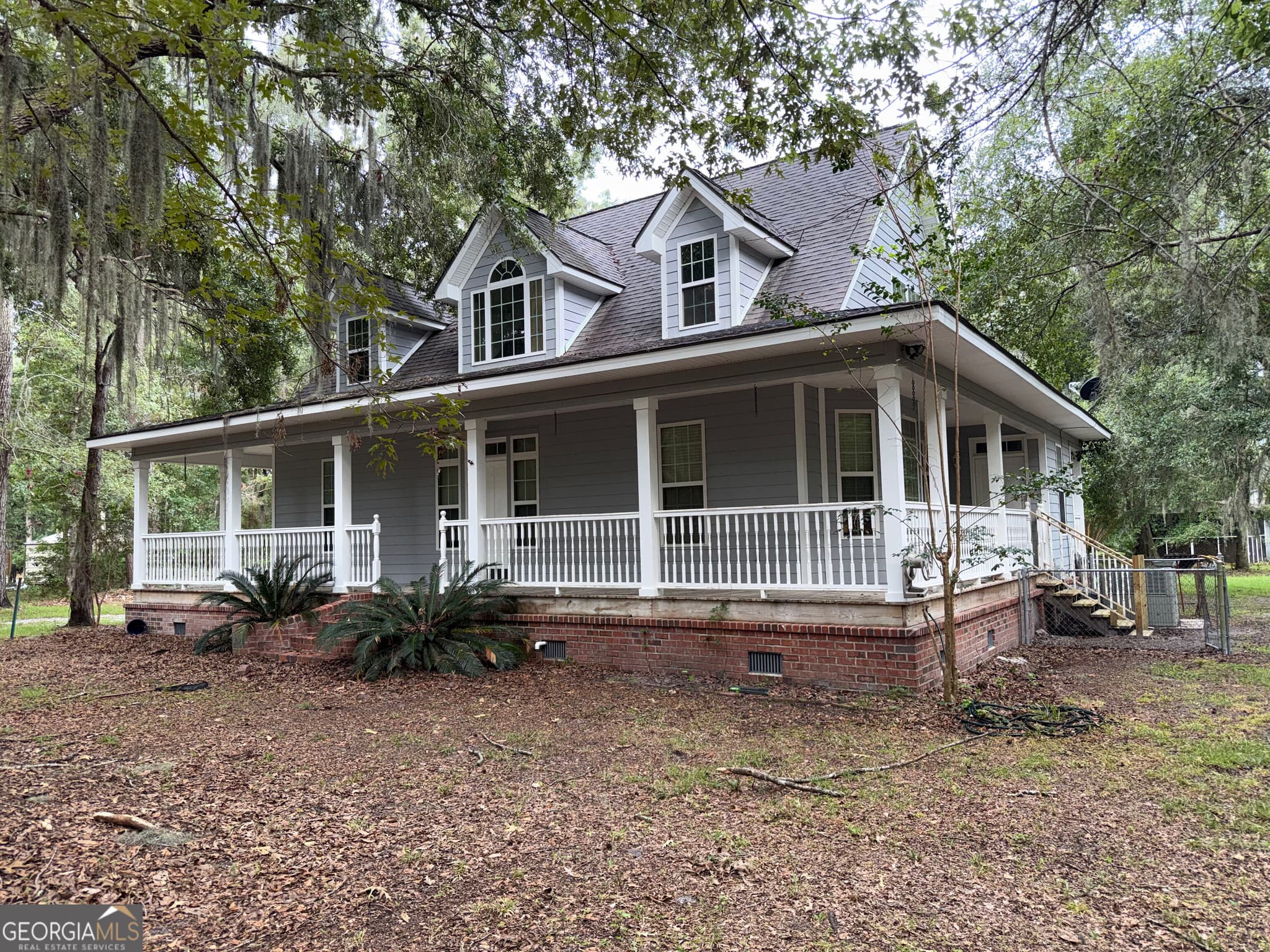 3 bedroom, 2.5 bathroom, 2,026 sq ft single family residence under contract at 637 Kings Road, Midway, GA 31320 — photo 2