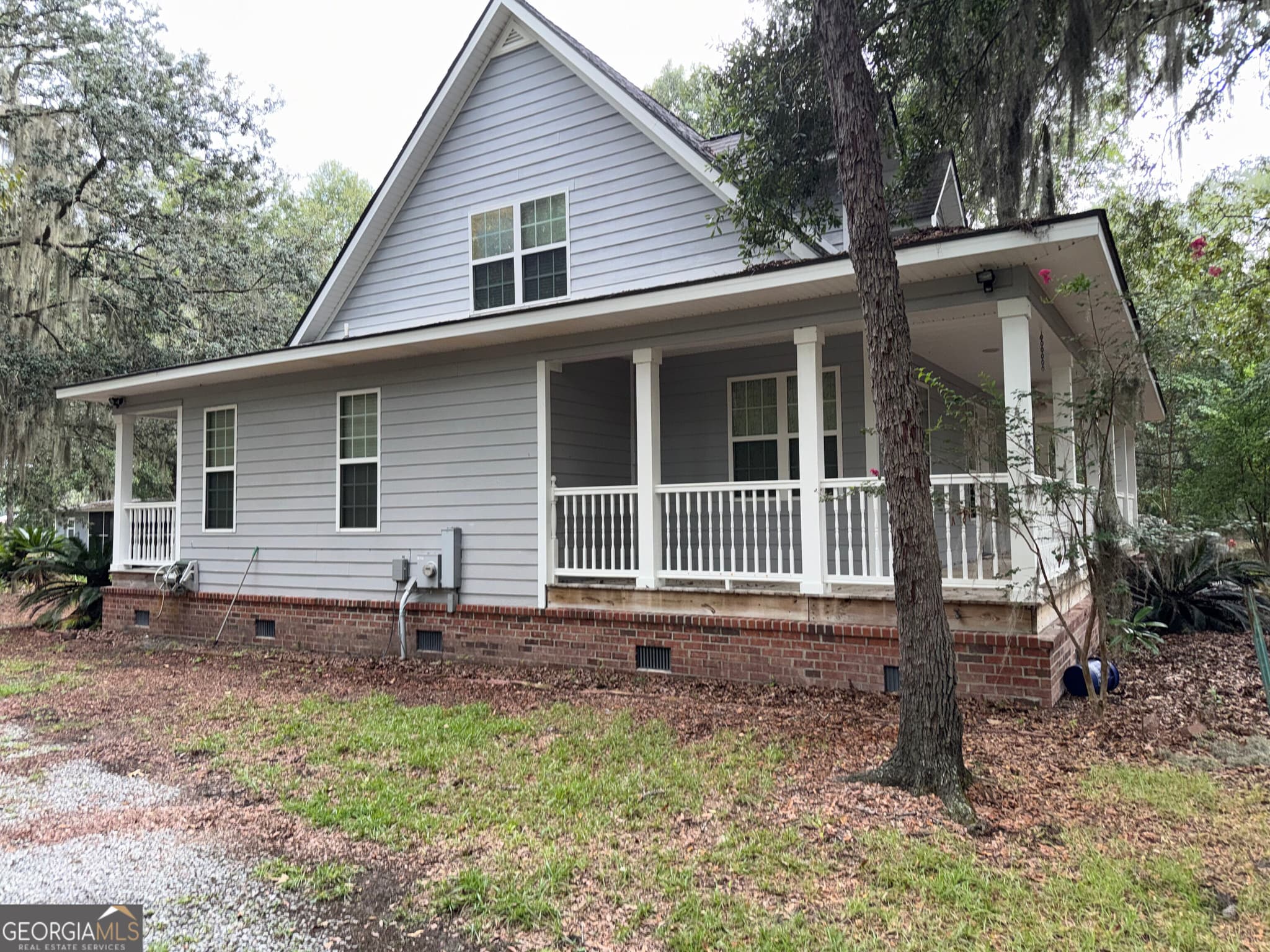 3 bedroom, 2.5 bathroom, 2,026 sq ft single family residence under contract at 637 Kings Road, Midway, GA 31320 — photo 3
