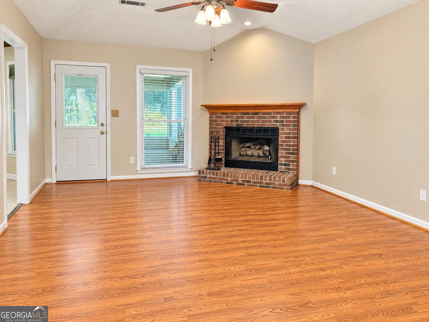 5 bedroom, 3 bathroom, 2,357 sq ft single family residence for sale at 3380 Coles Creek Drive, Buford, GA 30519 — photo 3