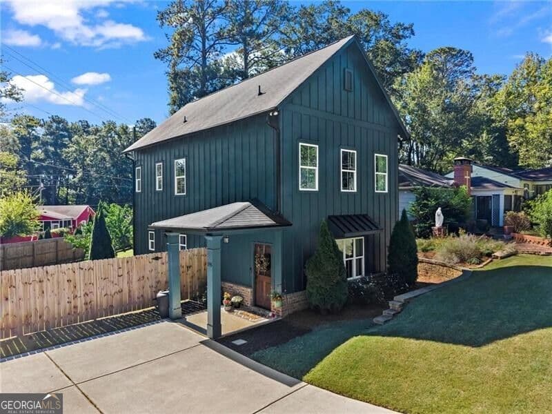 3 bedroom, 2.5 bathroom, 1,628 sq ft single family residence for sale at 195 Howard Street, Marietta, GA 30060 — photo 1 of 32