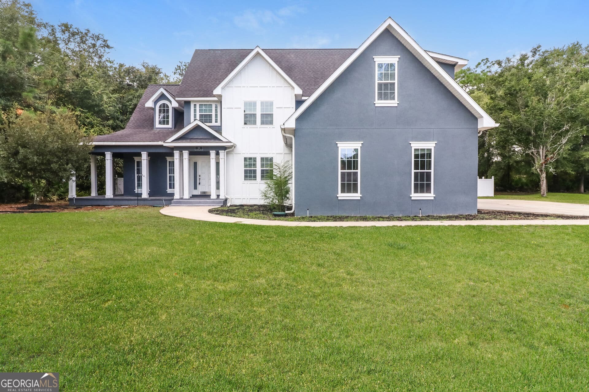 4 bedroom, 4.5 bathroom, 3,392 sq ft single family residence for sale at 746 Catherine Street, Jesup, GA 31546