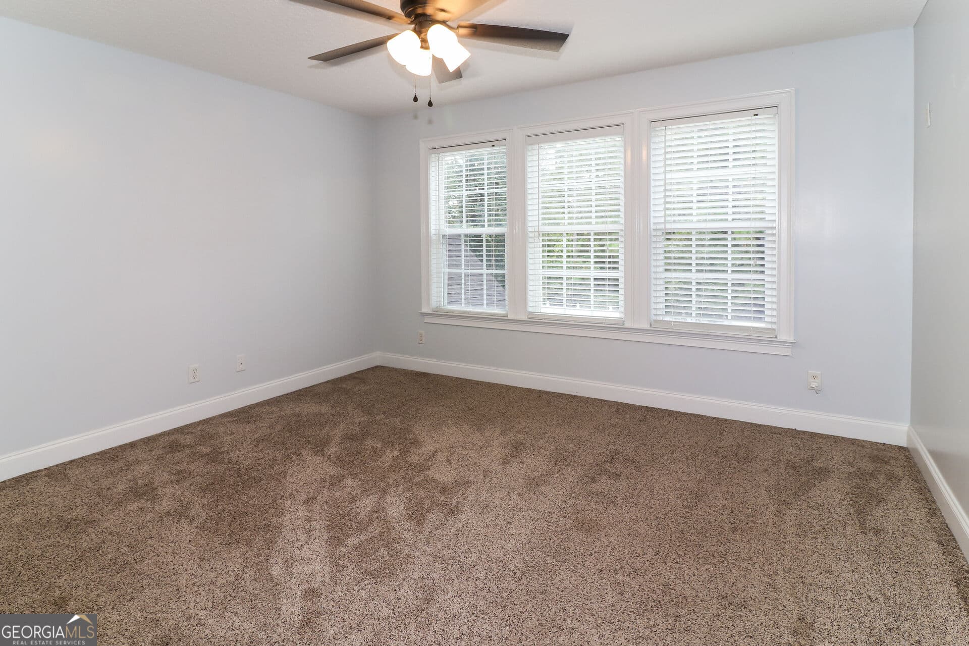 4 bedroom, 4.5 bathroom, 3,392 sq ft single family residence for sale at 746 Catherine Street, Jesup, GA 31546 — photo 10