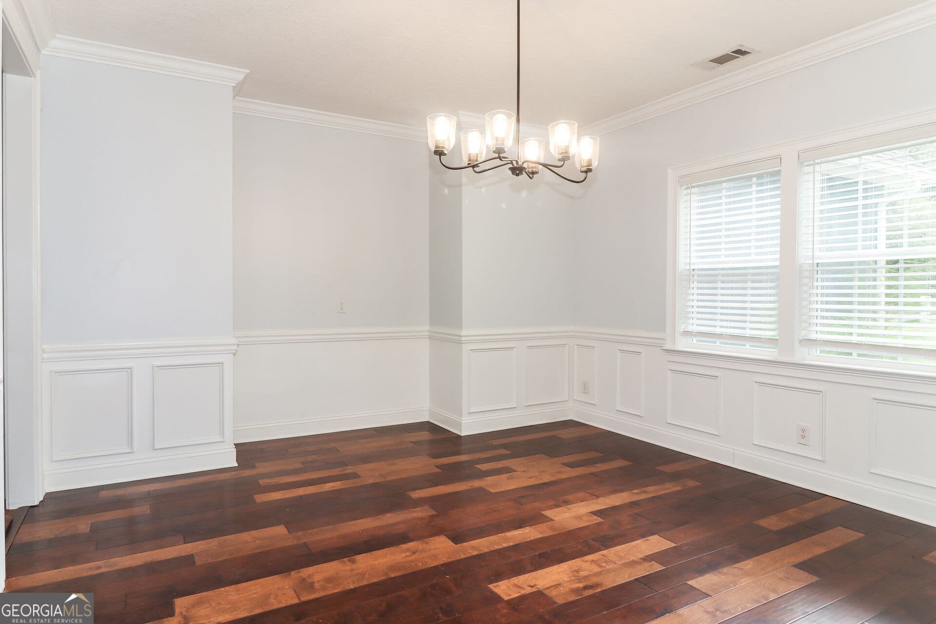 4 bedroom, 4.5 bathroom, 3,392 sq ft single family residence for sale at 746 Catherine Street, Jesup, GA 31546 — photo 8