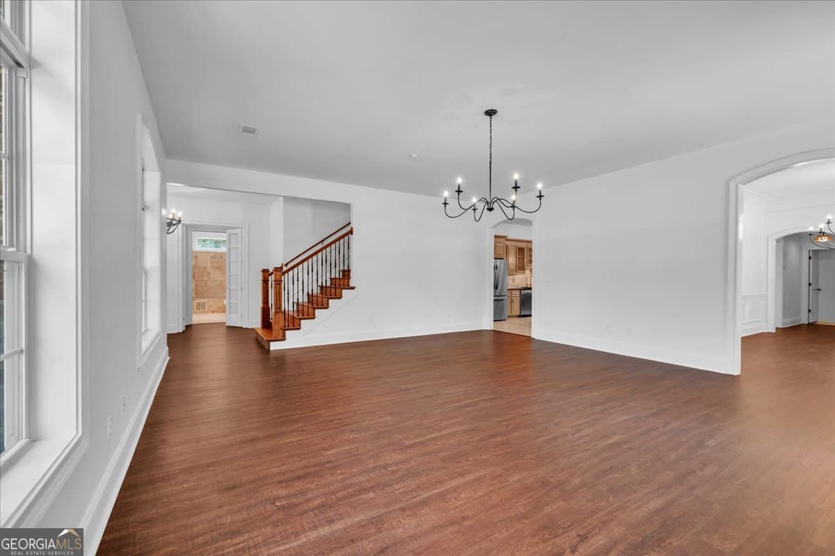 4 bedroom, 4 bathroom, 5,122 sq ft single family residence for sale at 207 Mill Pond Chase, Warner Robins, GA 31088 — photo 5
