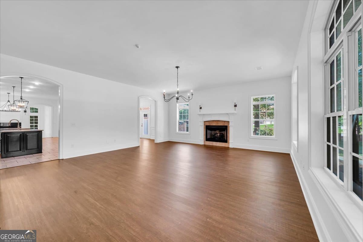 4 bedroom, 4 bathroom, 5,122 sq ft single family residence for sale at 207 Mill Pond Chase, Warner Robins, GA 31088 — photo 4