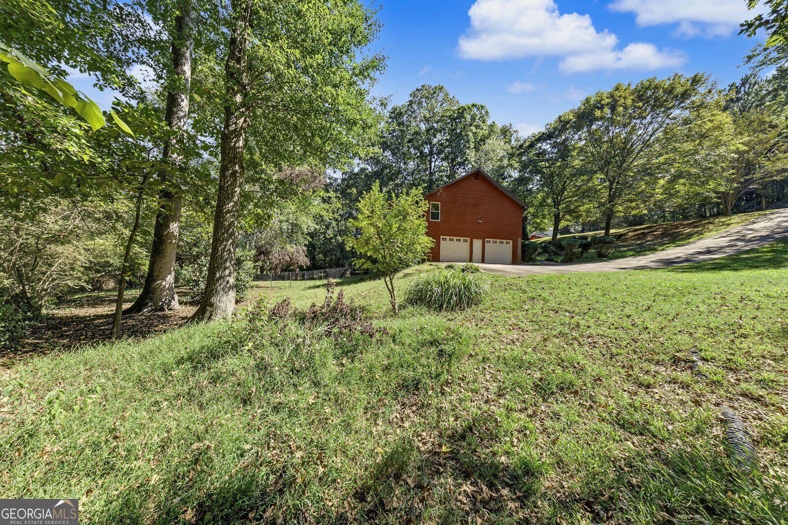 3 bedroom, 2 bathroom, 2,376 sq ft single family residence for sale at 708 Cobb Trail, Woodstock, GA 30188 — photo 10