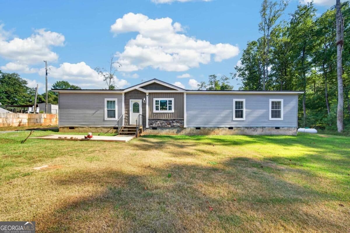 3 bedroom, 2 bathroom, 2,046 sq ft manufactured home,single family residence for sale at 105 Blue Branch Drive, Eatonton, GA 31024 — photo 5