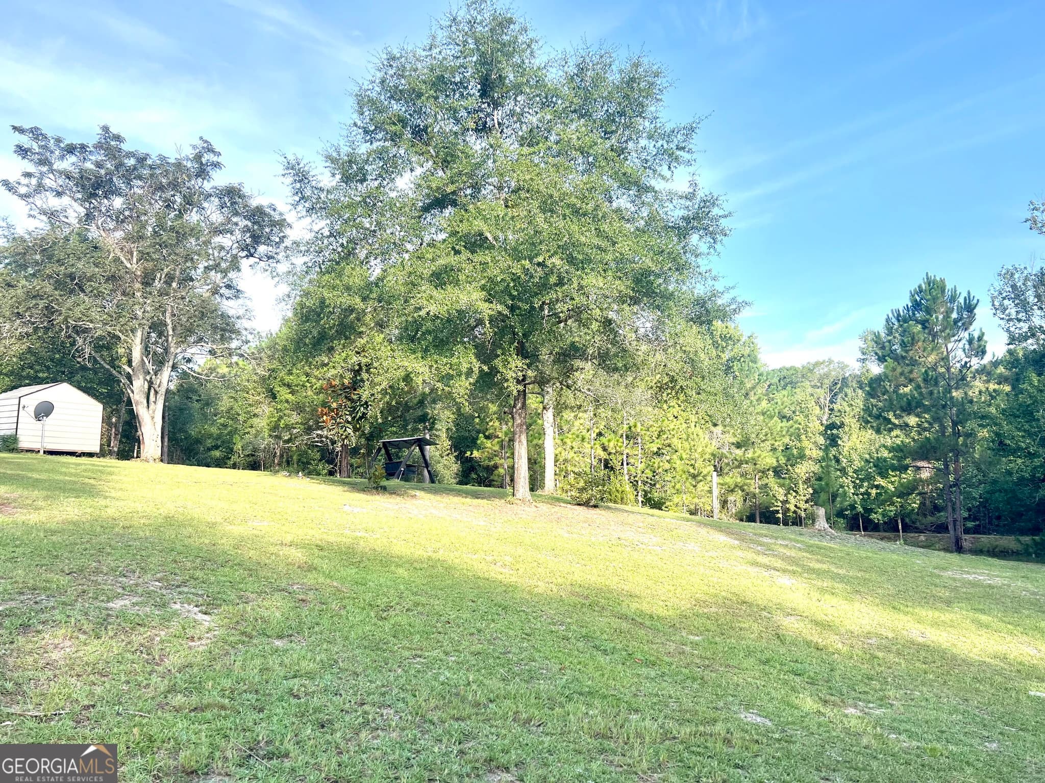 3 bedroom, 2 bathroom, 1,344 sq ft manufactured home,single family residence for sale at 85 Shady Oaks Road, Eastman, GA 31023 — photo 7