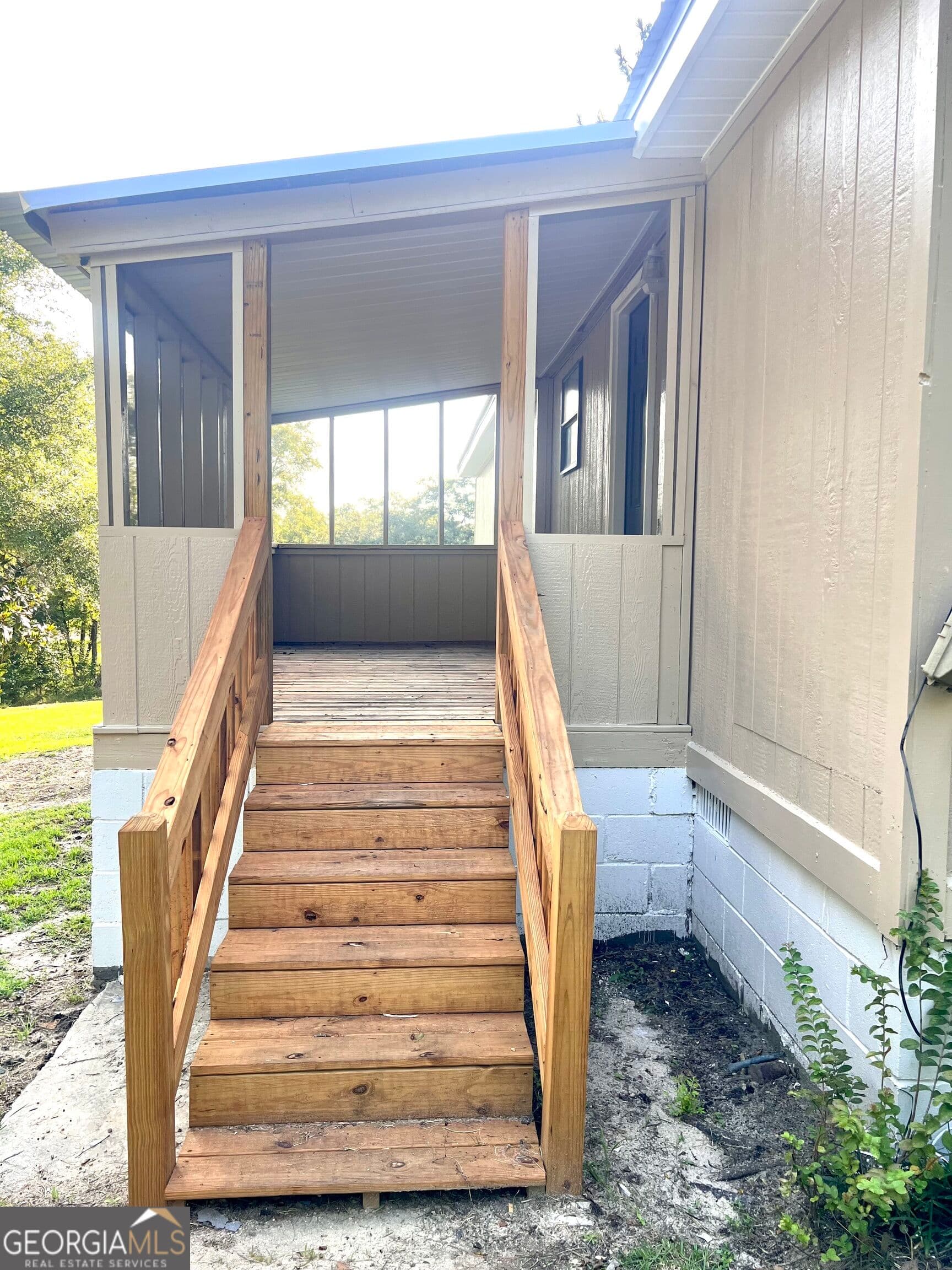 3 bedroom, 2 bathroom, 1,344 sq ft manufactured home,single family residence for sale at 85 Shady Oaks Road, Eastman, GA 31023 — photo 5