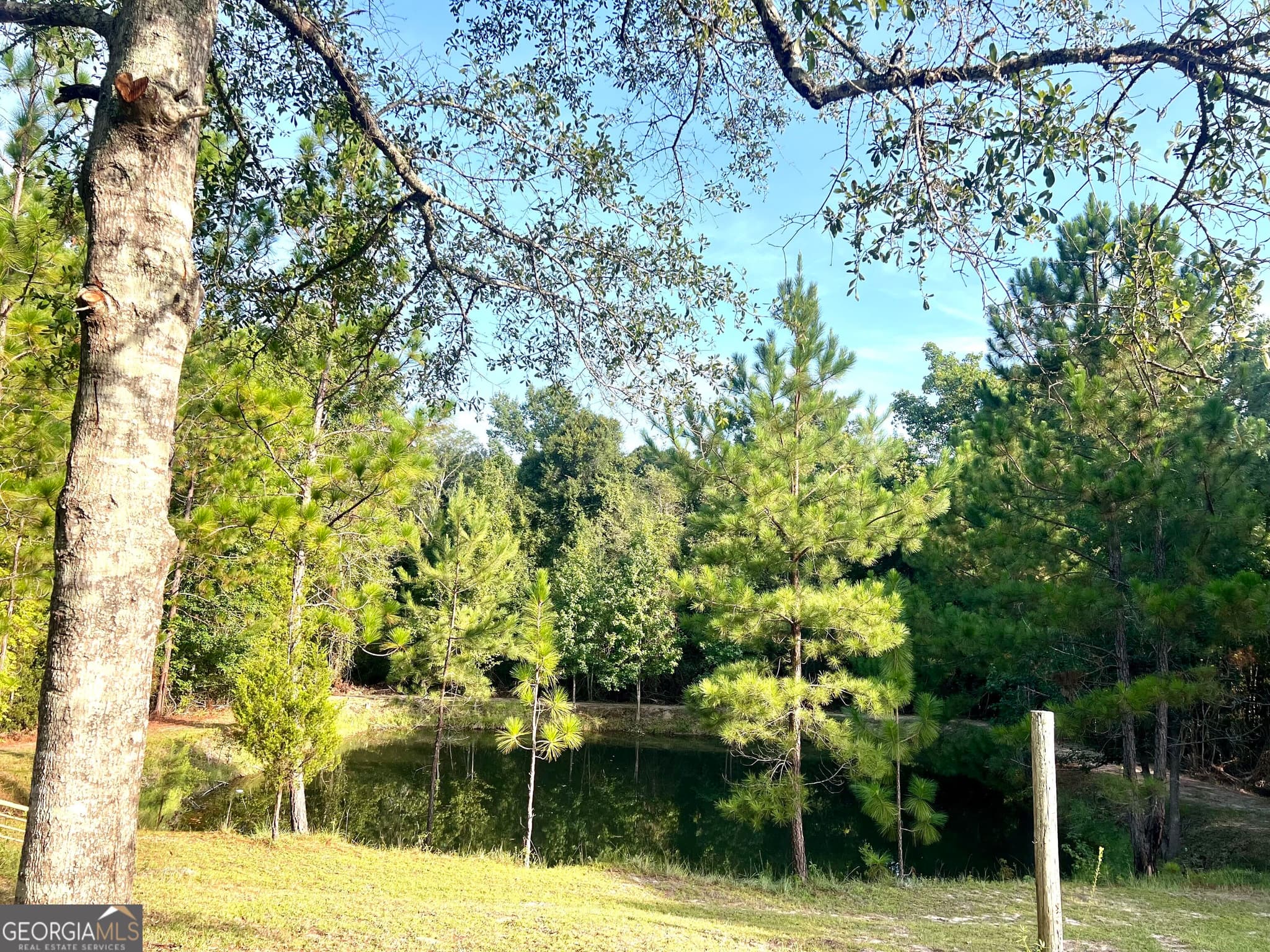 3 bedroom, 2 bathroom, 1,344 sq ft manufactured home,single family residence for sale at 85 Shady Oaks Road, Eastman, GA 31023 — photo 9