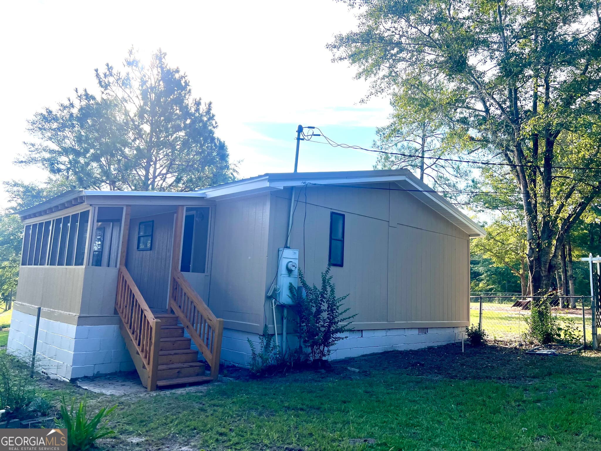 3 bedroom, 2 bathroom, 1,344 sq ft manufactured home,single family residence for sale at 85 Shady Oaks Road, Eastman, GA 31023 — photo 4