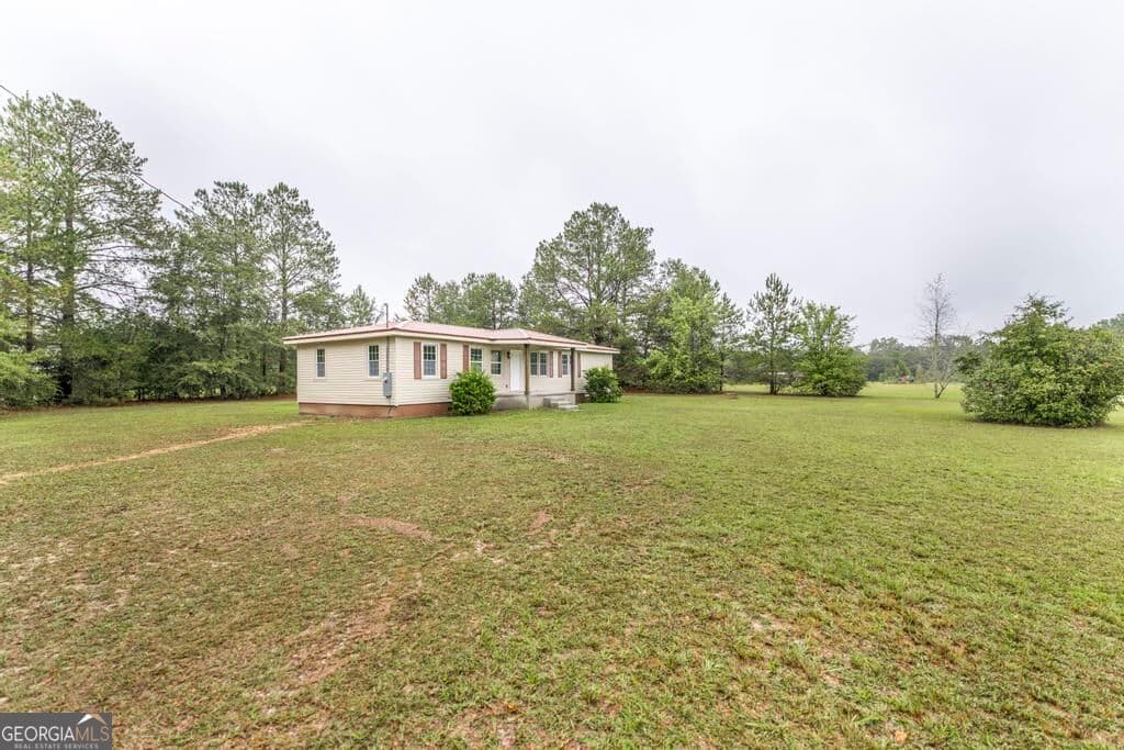 4 bedroom, 2 bathroom, 1,308 sq ft single family residence for sale at 1677 Millville Church Road, Dublin, GA 31021 — photo 5