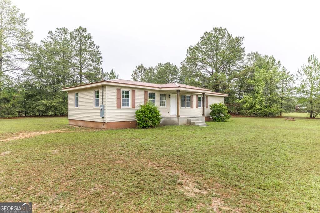 4 bedroom, 2 bathroom, 1,308 sq ft single family residence for sale at 1677 Millville Church Road, Dublin, GA 31021 — photo 9