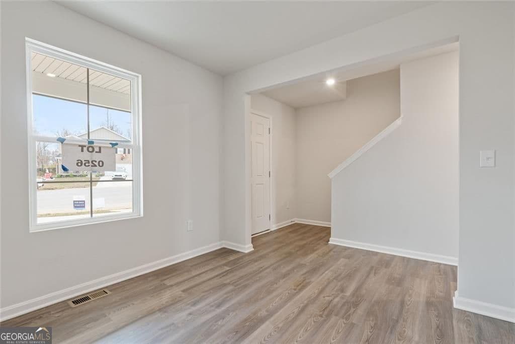 4 bedroom, 2.5 bathroom, 2,014 sq ft single family residence for sale at 139 Enclave Drive, Villa Rica, GA 30180 — photo 6