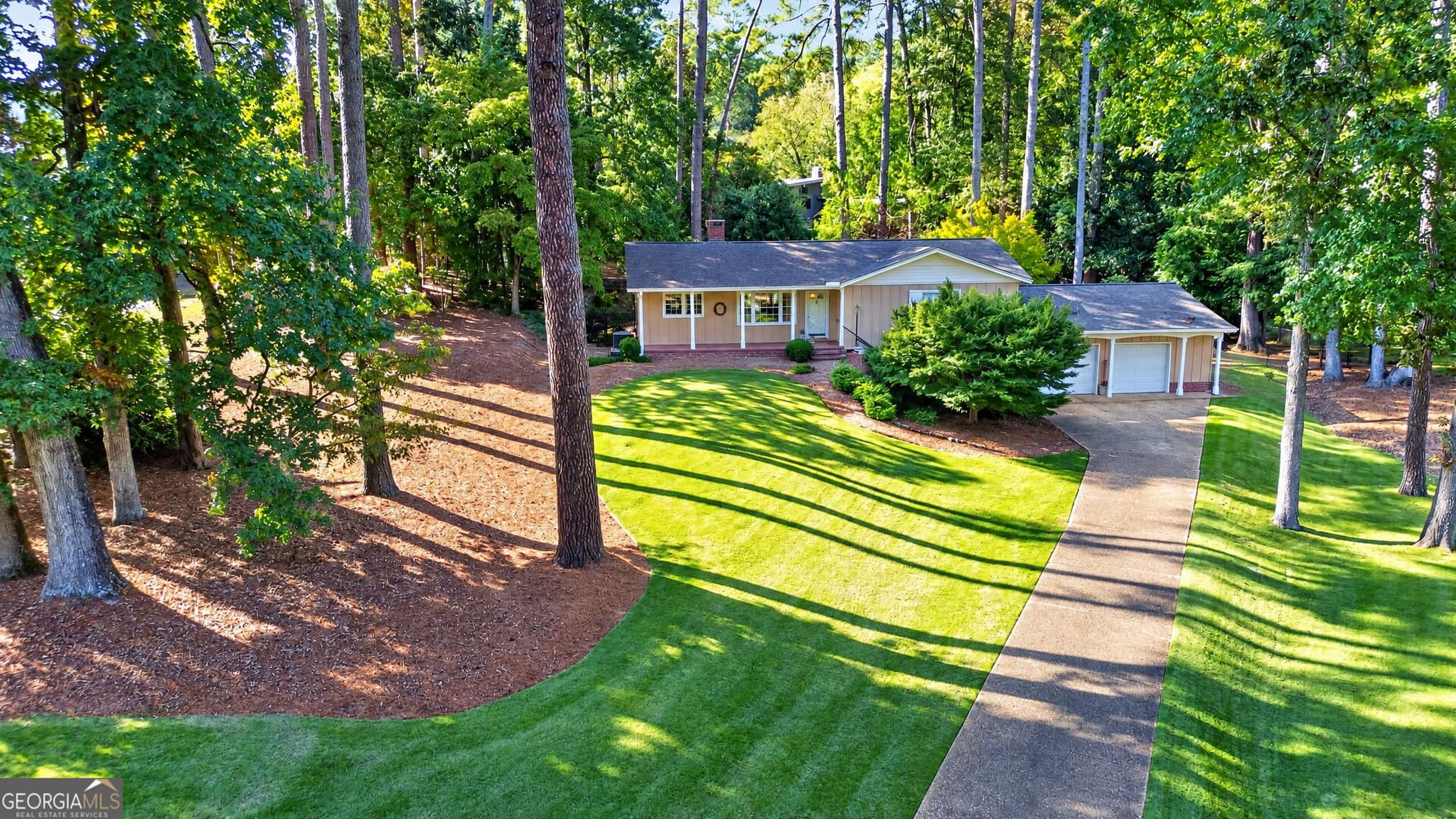 4 bedroom, 2.5 bathroom, 2,639 sq ft single family residence for sale at 3 Pine Valley Road, Rome, GA 30165 — photo 4