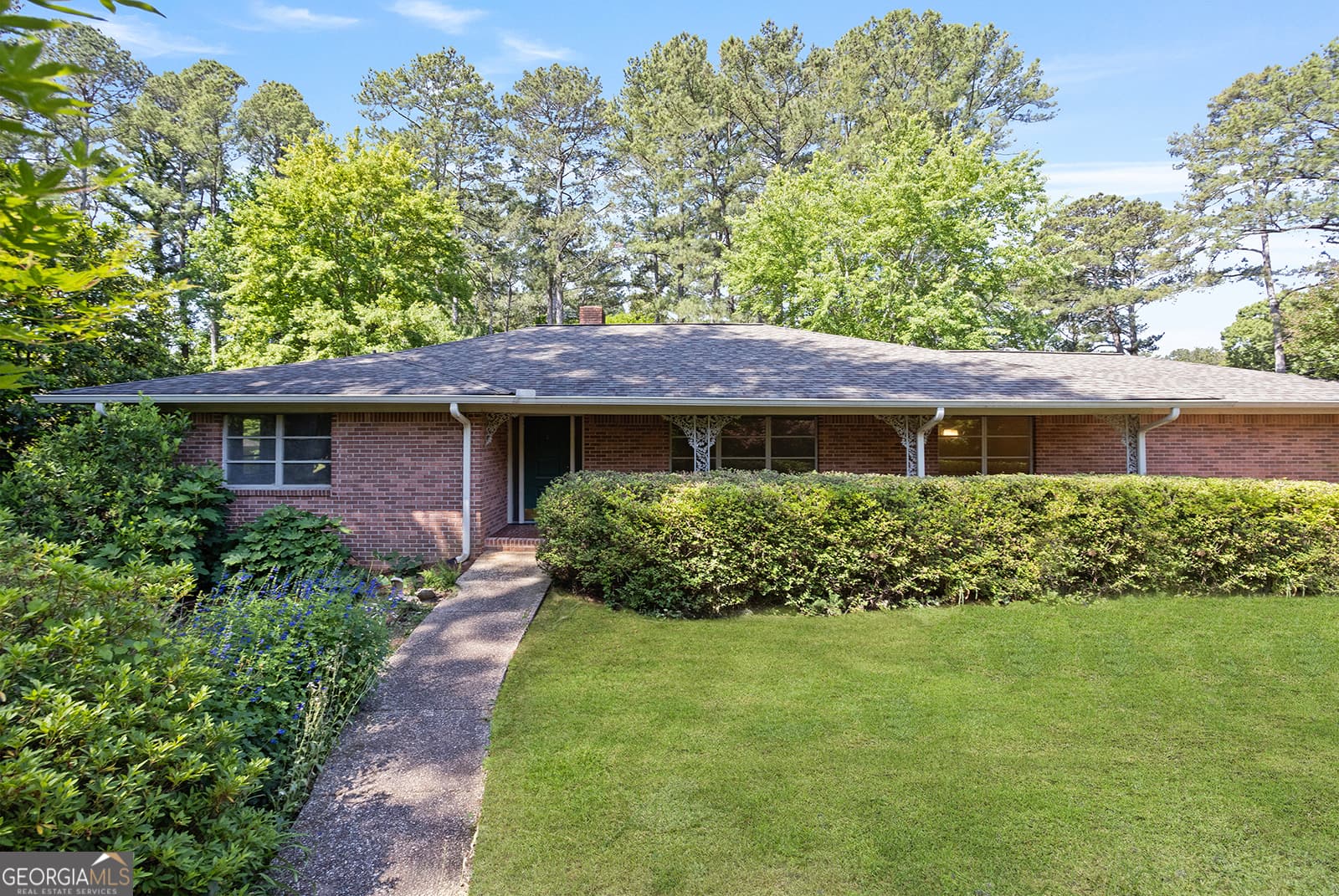 3 bedroom, 3 bathroom, 2,173 sq ft single family residence sold at 1694 Berkeley Lane, Atlanta, GA 30329