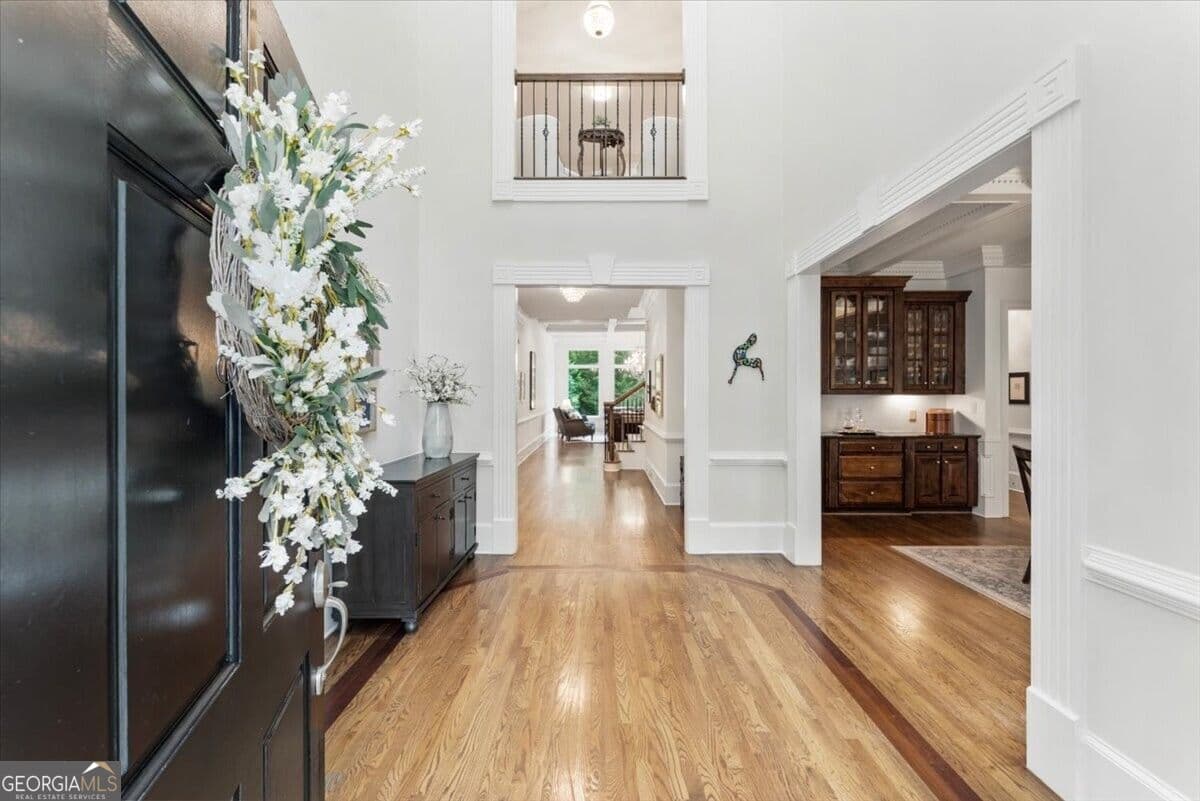 6 bedroom, 6.5 bathroom, 8,695 sq ft single family residence for sale at 15420 Little Stone Way, Milton, GA 30004 — photo 4