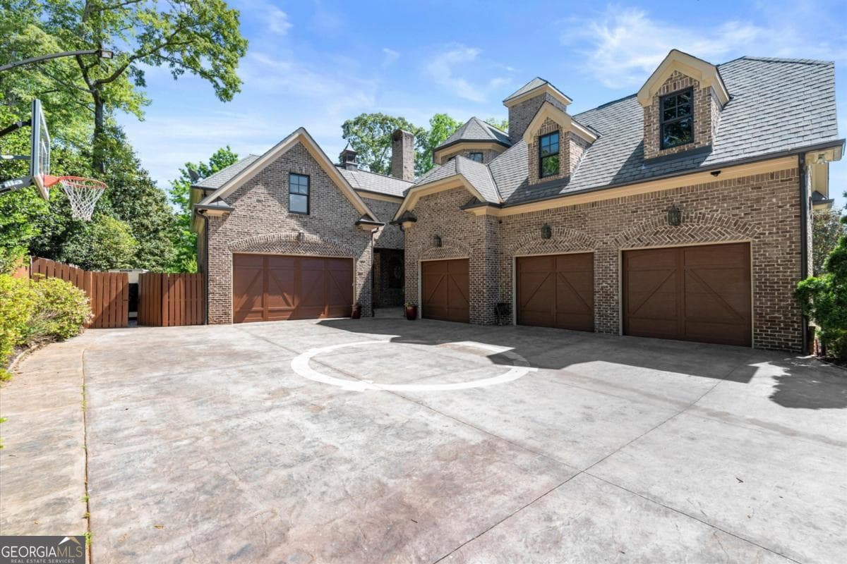 7 bedroom, 10 bathroom, 9,173 sq ft single family residence for sale at 271 Pine Valley Drive, Marietta, GA 30067 — photo 2