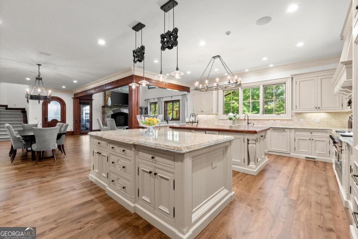7 bedroom, 10 bathroom, 9,173 sq ft single family residence for sale at 271 Pine Valley Drive, Marietta, GA 30067 — photo 5