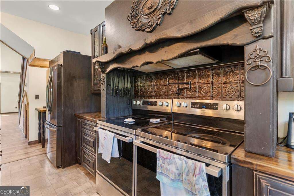 4 bedroom, 3 bathroom, 3,032 sq ft single family residence for sale at 8300 Ga Highway 17, Newington, GA 30446 — photo 6