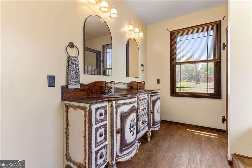 4 bedroom, 3 bathroom, 3,032 sq ft single family residence for sale at 8300 Ga Highway 17, Newington, GA 30446 — photo 9