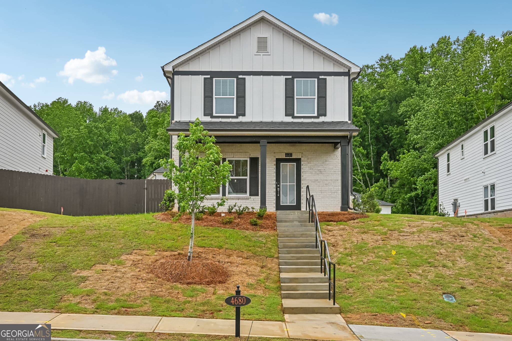 3 bedroom, 2.5 bathroom, 1,882 sq ft single family residence sold at 4680 Hemingway Trail, Cumming, GA 30041